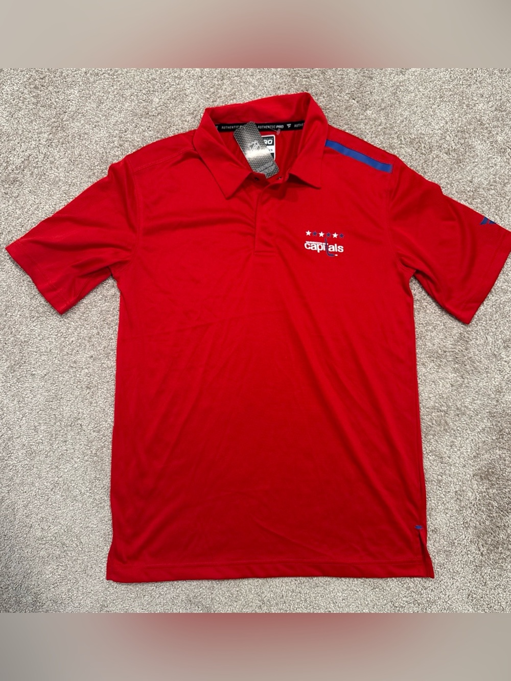 Men’s Size Medium Washington Capitals Fantics Polo Shirt Red NHL